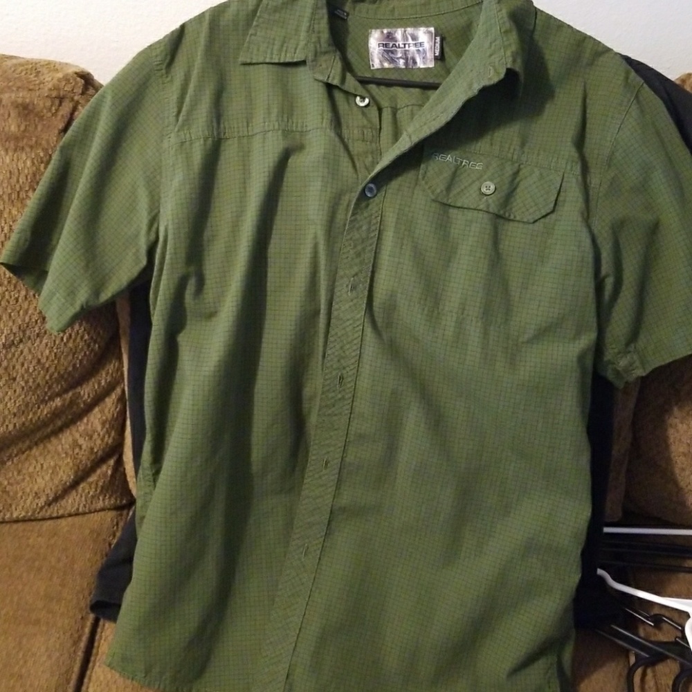 Realtree short sleeve button down